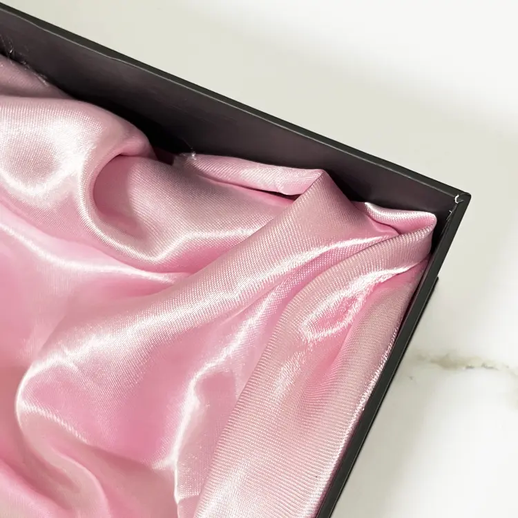 Magnetic Gift Box 4
