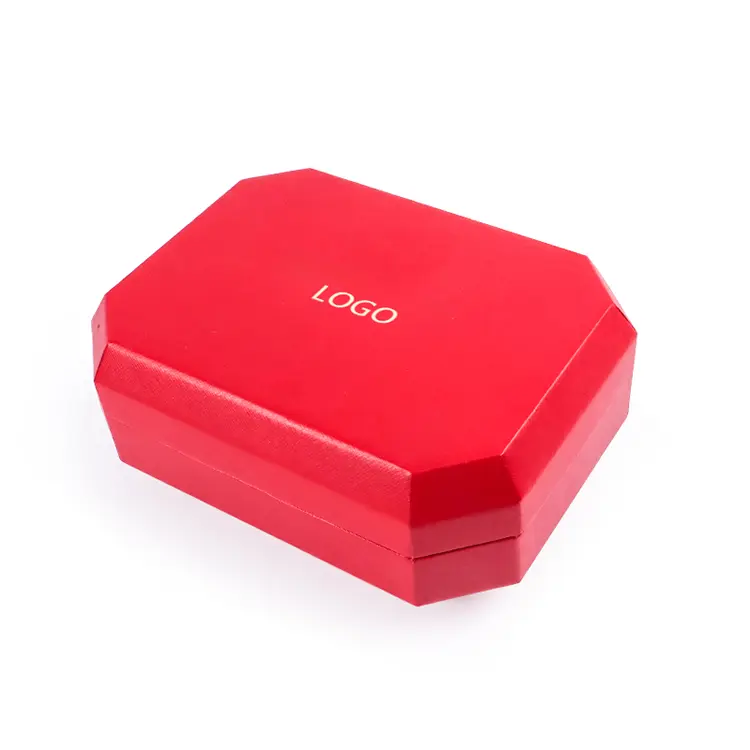 Red Clamshell Makeup Gift Box 1