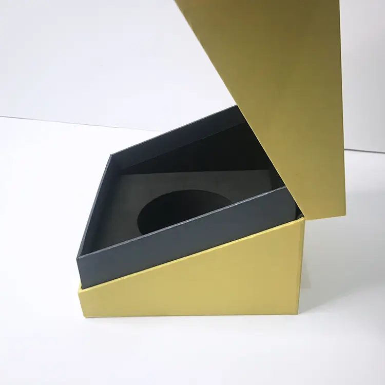 Magnetic Perfume Box 4
