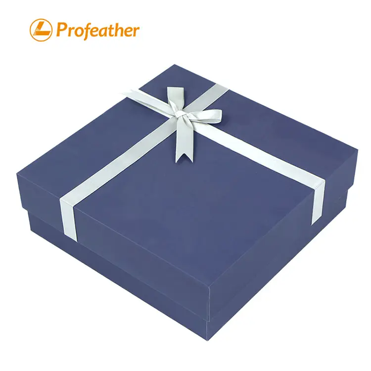 Minimalist Blue Gift Box With Lid 1