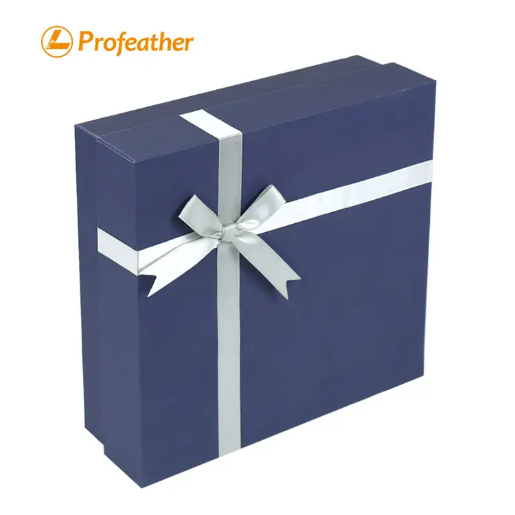 Minimalist Blue Gift Box With Lid 2