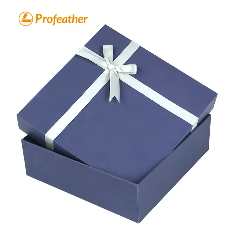 Minimalist Blue Gift Box With Lid 3