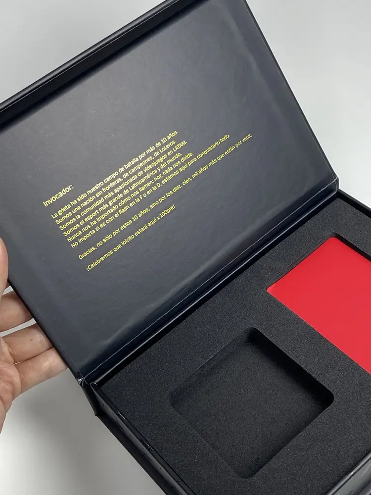 Magnetic Gift Box 5